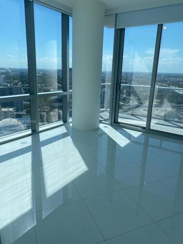 851 NE 1st Ave 2602, Miami, FL 33132