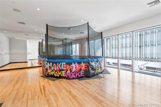 851 NE 1st Ave 2602, Miami, FL 33132