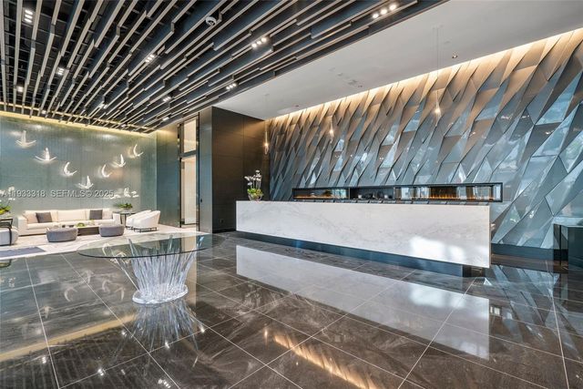 851 NE 1st Ave 2602, Miami, FL 33132