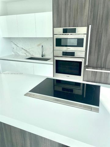 851 NE 1st Ave 2602, Miami, FL 33132