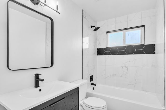 4038 W 5580 S, Kearns, UT 84118