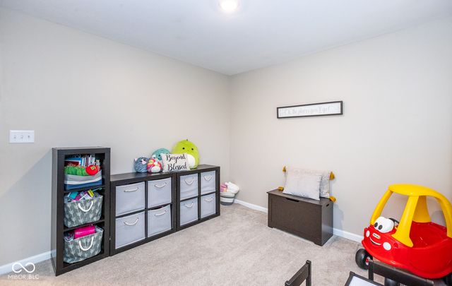 647 Fresno Court, Greenfield, IN 46140