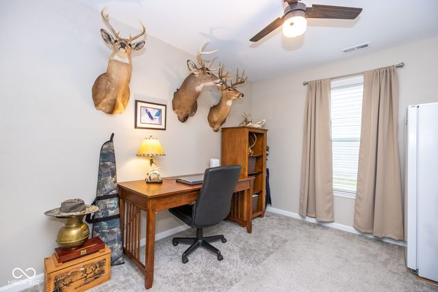 647 Fresno Court, Greenfield, IN 46140