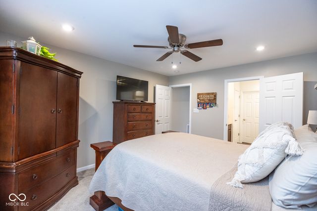 647 Fresno Court, Greenfield, IN 46140