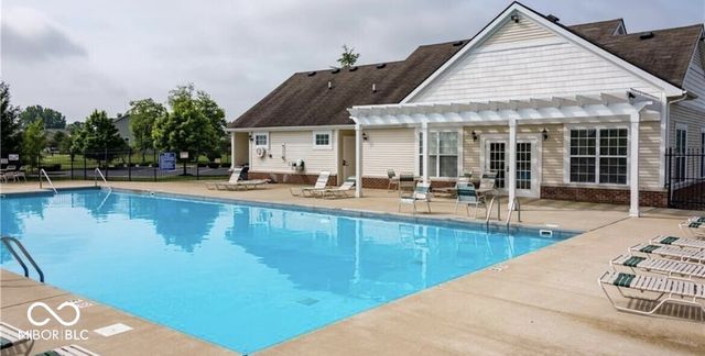 647 Fresno Court, Greenfield, IN 46140