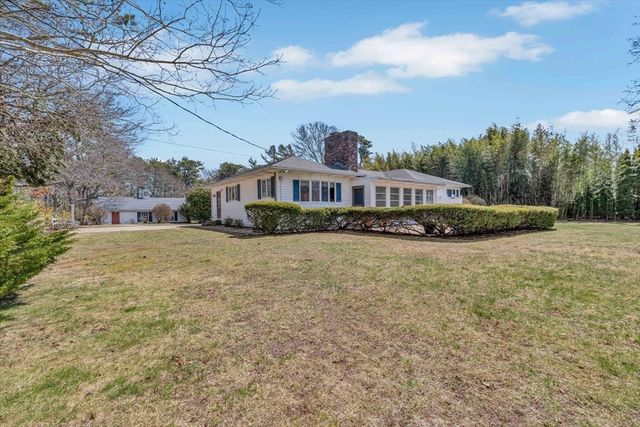 435 Acapesket Road, Falmouth, MA 02536