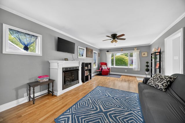 632 HOWE Avenue, Erie, PA 16511