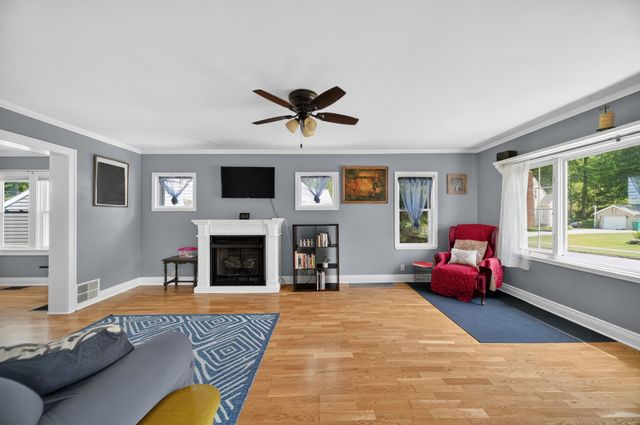 632 HOWE Avenue, Erie, PA 16511