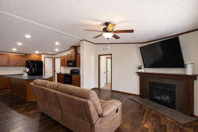 241 Broken Bow Lane, Quitman, TX 75783