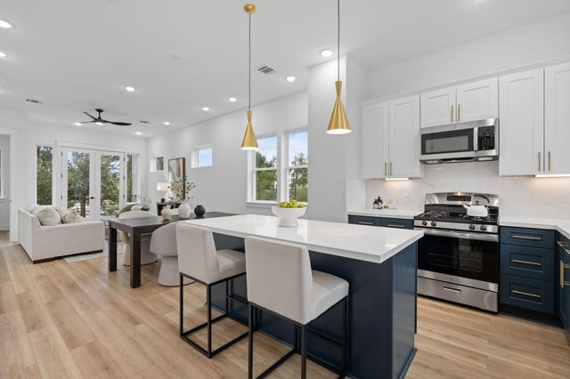 717 Janisch Road C, Houston, TX 77018