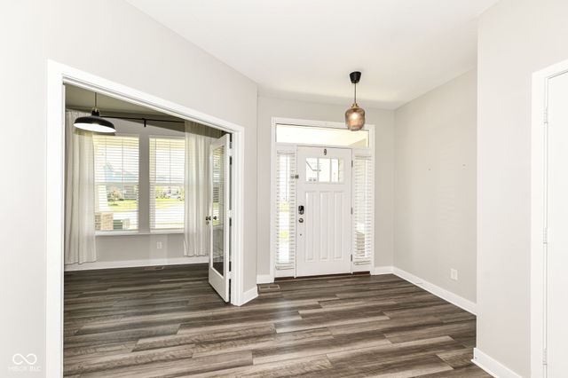 16502 Dominion Drive, Fishers, IN 46040