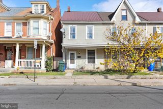 42 FAIRGROUND AVE, Hagerstown, MD 21740