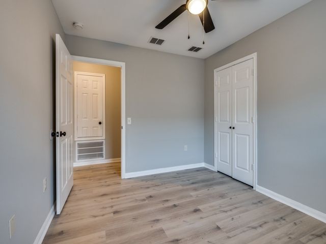 3206 Buckskin Drive, Dallas, TX 75241