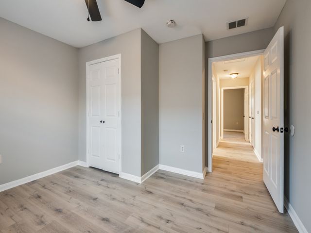 3206 Buckskin Drive, Dallas, TX 75241