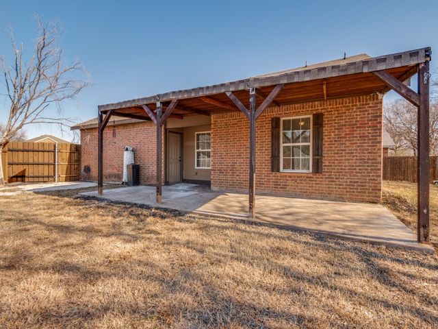 3206 Buckskin Drive, Dallas, TX 75241