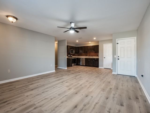 3206 Buckskin Drive, Dallas, TX 75241