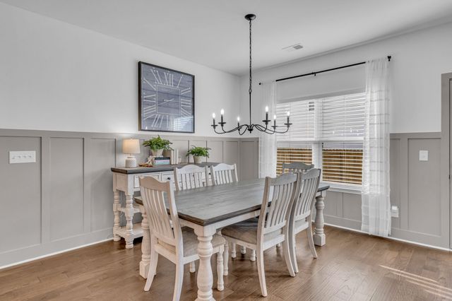 1393 Wentworth Dr, Gallatin, TN 37066