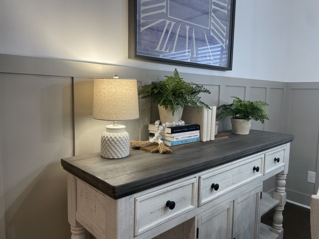 1393 Wentworth Dr, Gallatin, TN 37066