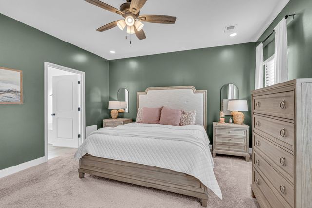 1393 Wentworth Dr, Gallatin, TN 37066