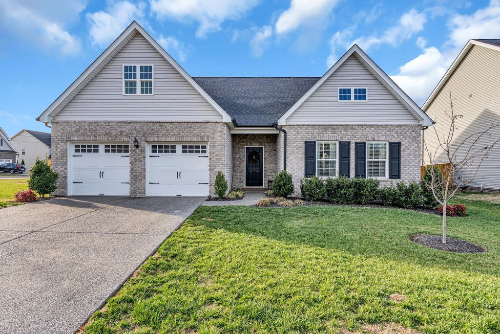 1393 Wentworth Dr, Gallatin, TN 37066