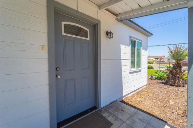 562-564 11Th Street, Imperial Beach, CA 91932