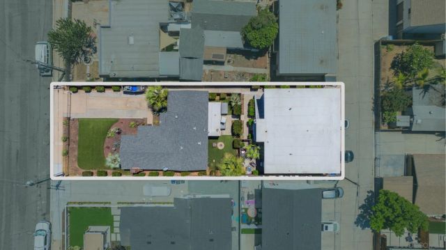 562-564 11Th Street, Imperial Beach, CA 91932