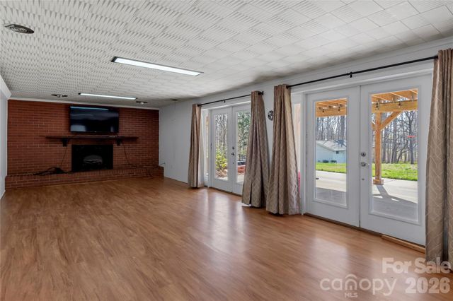 3291 Burton Road, Thomasville, NC 27360