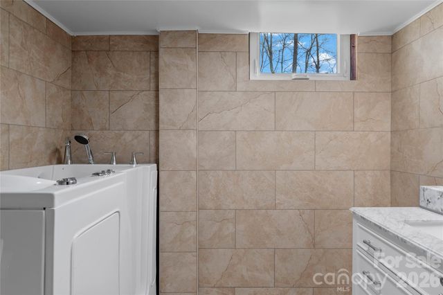 3291 Burton Road, Thomasville, NC 27360