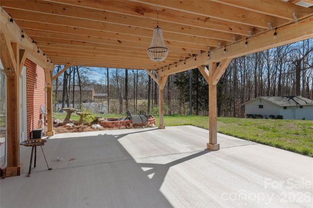 3291 Burton Road, Thomasville, NC 27360