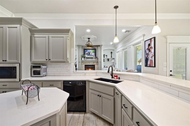 2250 Jackson Lane, Blanchard, OK 73010