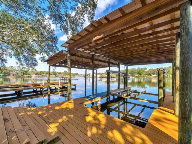 315 NW Vaughan Street, Fort Walton Beach, FL 32548