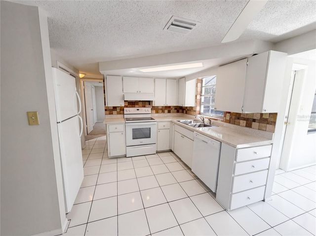 9236 MARK TWAIN LANE, Port Richey, FL 34668