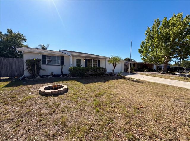 9236 MARK TWAIN LANE, Port Richey, FL 34668
