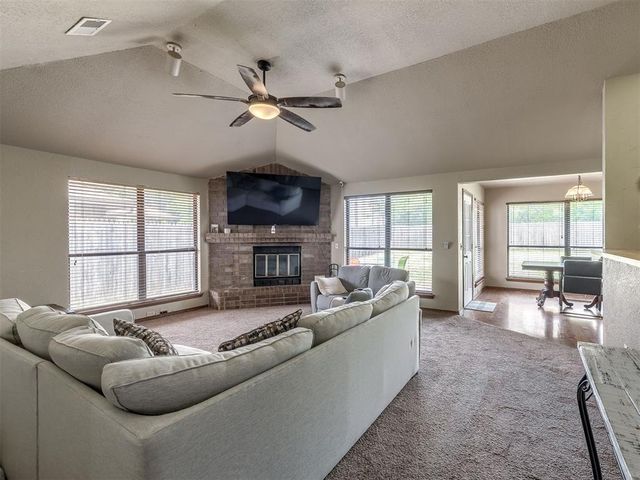 1108 Earl A Rodkey Drive, Edmond, OK 73003