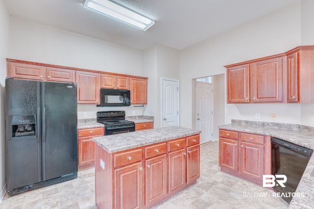 8825 Spring Grove, Mobile, AL 36695