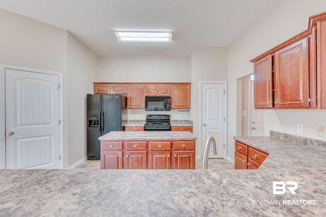 8825 Spring Grove, Mobile, AL 36695