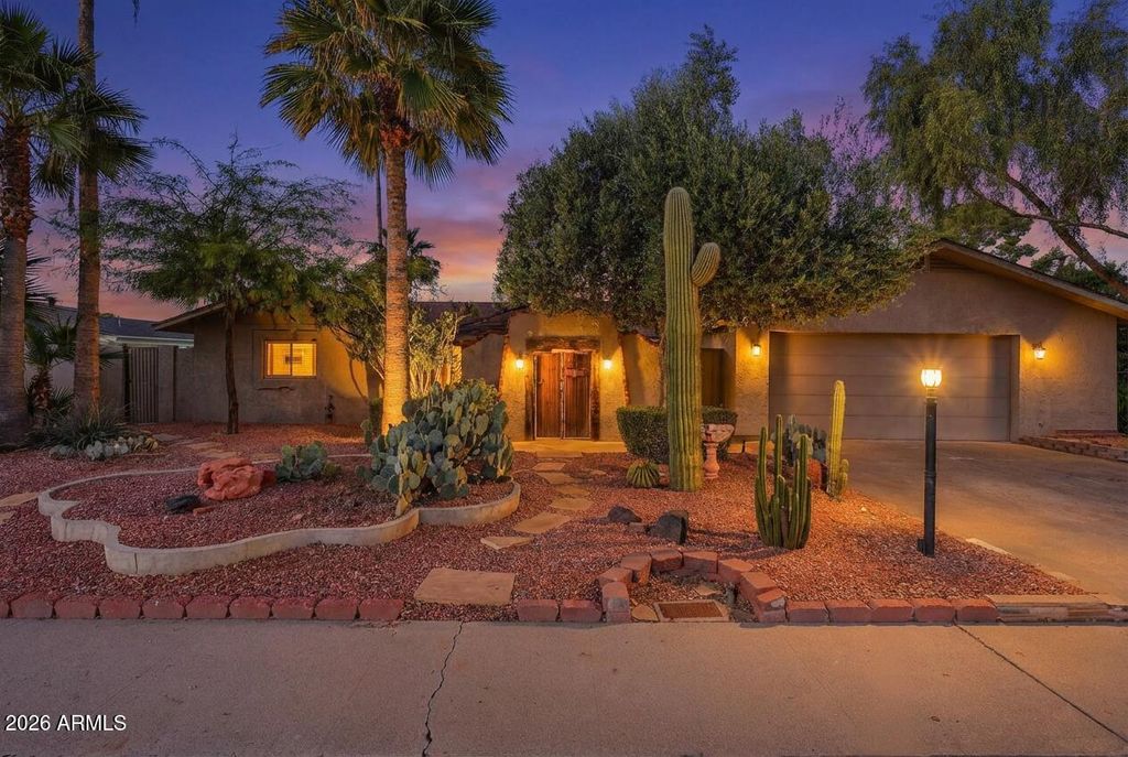 7210 N 17TH Avenue N, Phoenix, AZ 85021