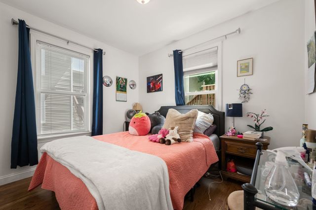 53 Myrtle St 2, Waltham, MA 02453