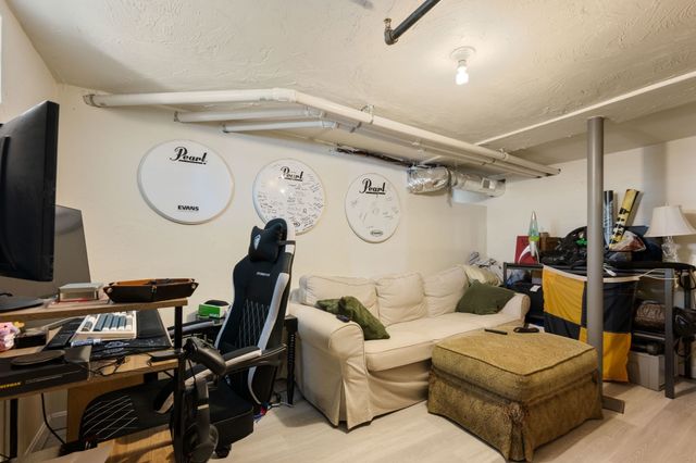 53 Myrtle St 2, Waltham, MA 02453