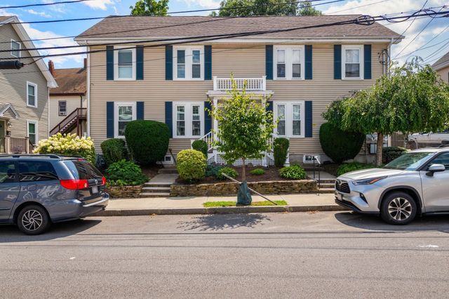 53 Myrtle St 2, Waltham, MA 02453