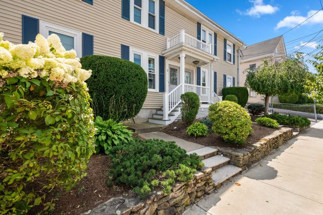 53 Myrtle St 2, Waltham, MA 02453