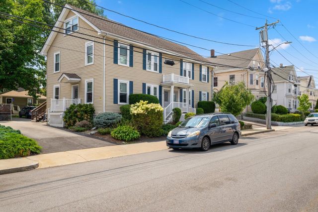 53 Myrtle St 2, Waltham, MA 02453