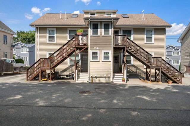 53 Myrtle St 2, Waltham, MA 02453