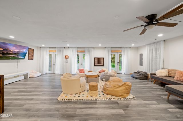 4259 Round Top Way Way, Sevierville, TN 37862