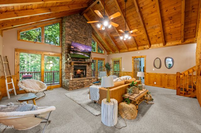 4259 Round Top Way Way, Sevierville, TN 37862