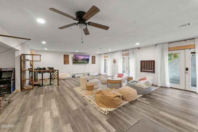 4259 Round Top Way Way, Sevierville, TN 37862