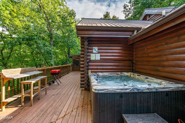 4259 Round Top Way Way, Sevierville, TN 37862