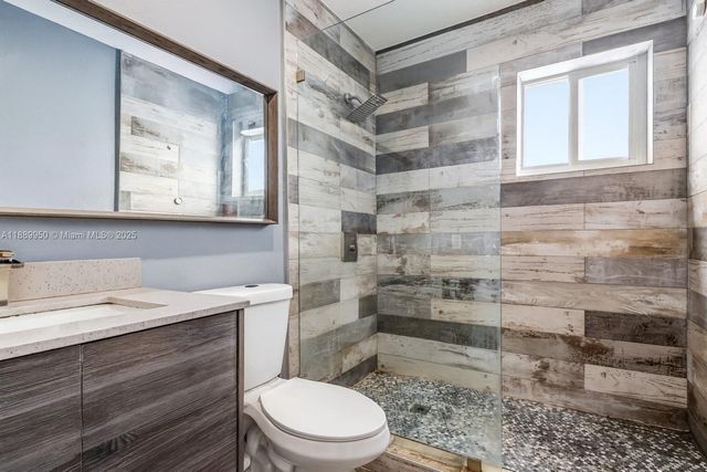 9795 NW 27th Ter, Doral, FL 33172