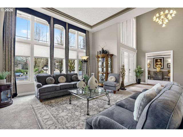 11737 Se BROCKENHURST Cir, Happy Valley, OR 97086