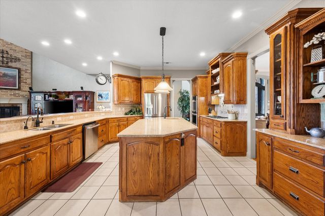 2703 Katherine Court, Dalworthington Gardens, TX 76016